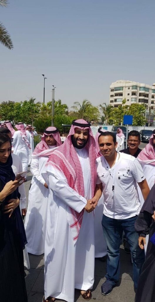 محمد بن سلمان يفاجئ السعوديين والمقيمين