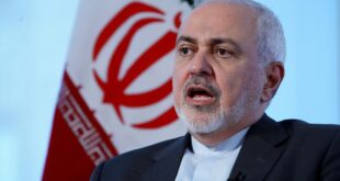 وزير الخارجية الإيراني يعلن عرضاً للسعودية