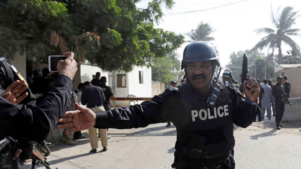 مقتل وجرح 8 عسكريين بعبوة ناسفة في باكستان