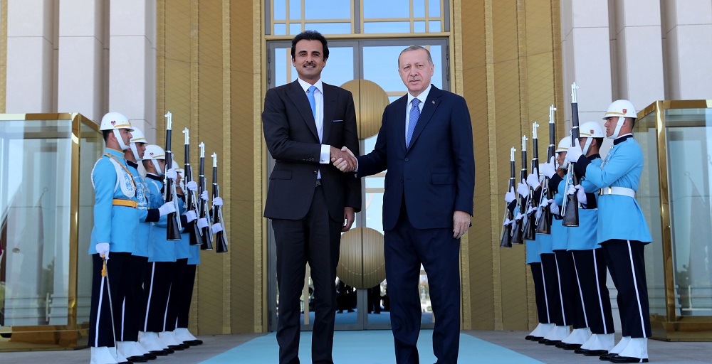 الرئيس التركي رجب طيب أردوغان وأمير قطر تميم بن حمد
