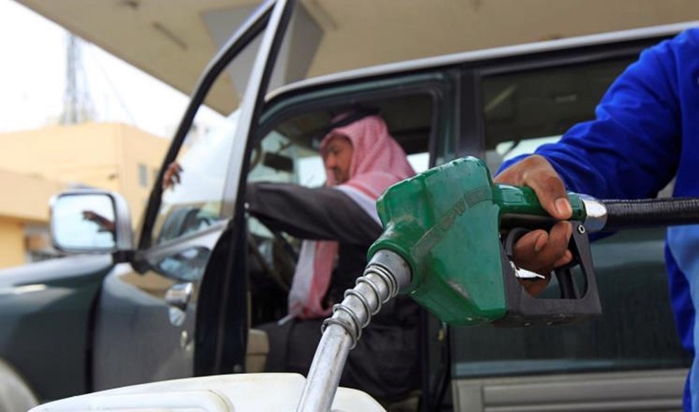 السعودية ترفع أسعار البنزين رسميا
