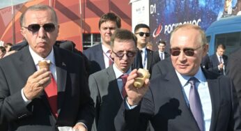 بالفيديو.. موقف مضحك أثناء تناول بوتين وأردوغان الآيس كريم