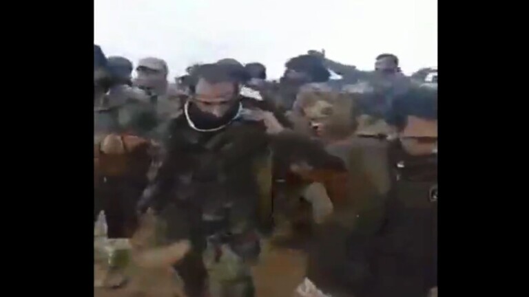 أسر جنود من الجيش السوري
