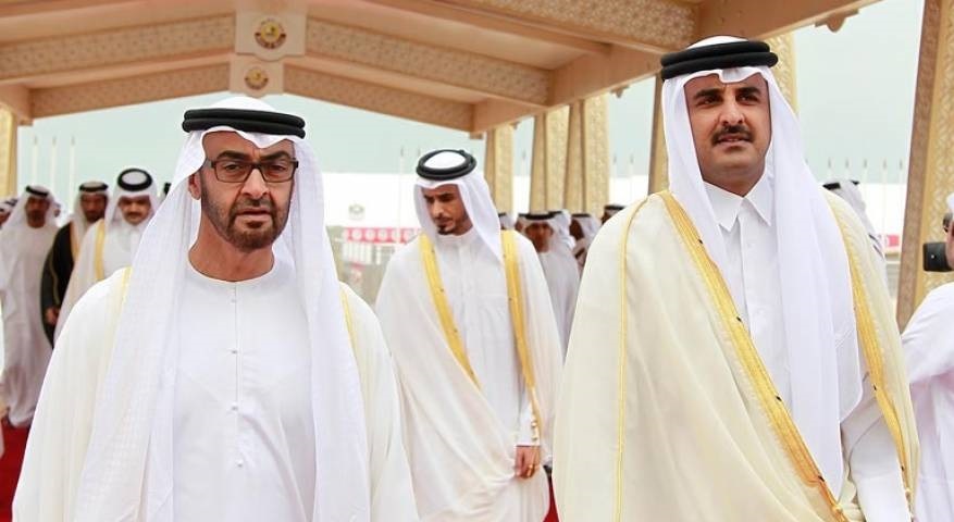 الإمارات تنجح بالوصول إلى أمير قطر