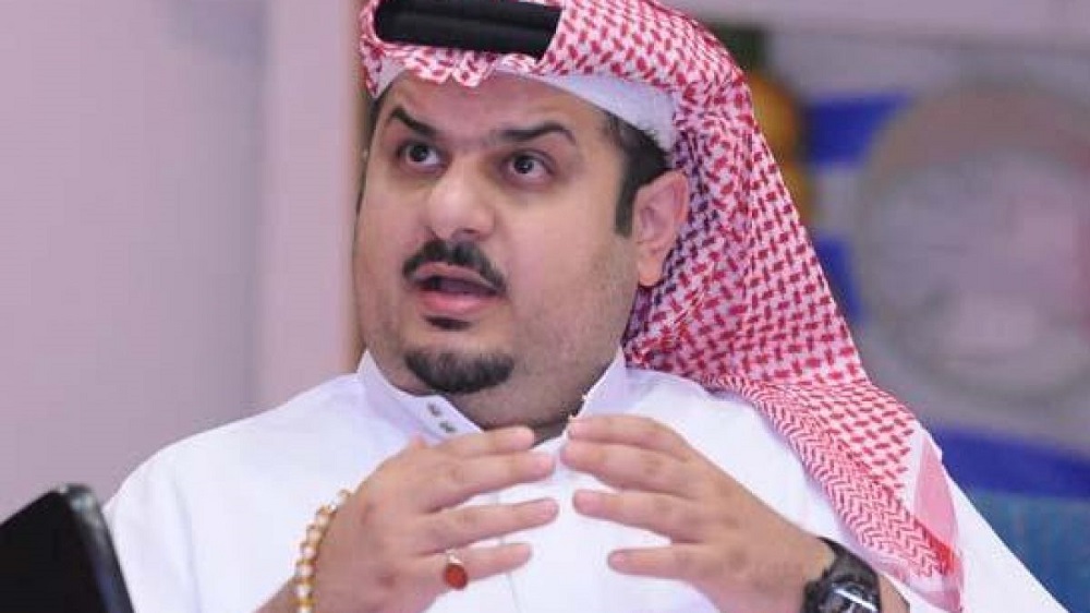 أمير سعودي يدافع عن الوافدين