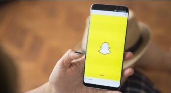 مشهورة سناب شات سعودية تثير سخرية واسعة على مواقع التواصل بسبب “جمال يديها”! (صور)