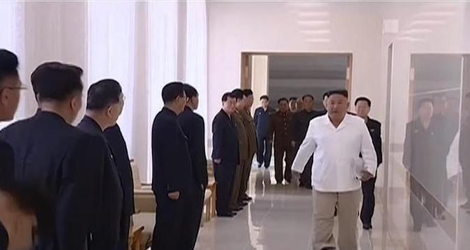 ردة فعل وزراء حكومة كوريا الشمالية