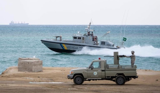 القوات السعودية تحظر الصيد  بسواحل المهرة