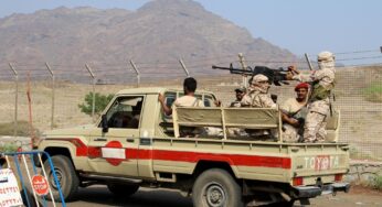 اشتداد المعارك بين القوات الحكومية والانتقالي في ابين وقصف مدفعي هو الأعنف وسقوط قتلى وجرحى