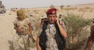 الرئيس هادي يطيح بقائد المنطقة العسكرية