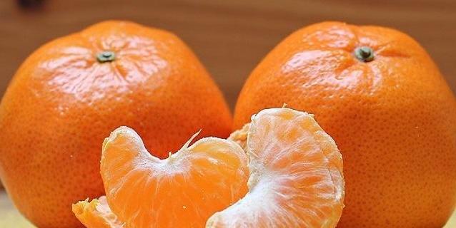 فئات ممنوعة من تناول البرتقال ويوضح