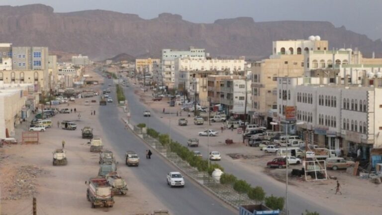 عاجل: وكالة دولية تكشف عن المسافة الحقيقة التي تفصل الحوثيين عن مدينة مأرب (تفاصيل)