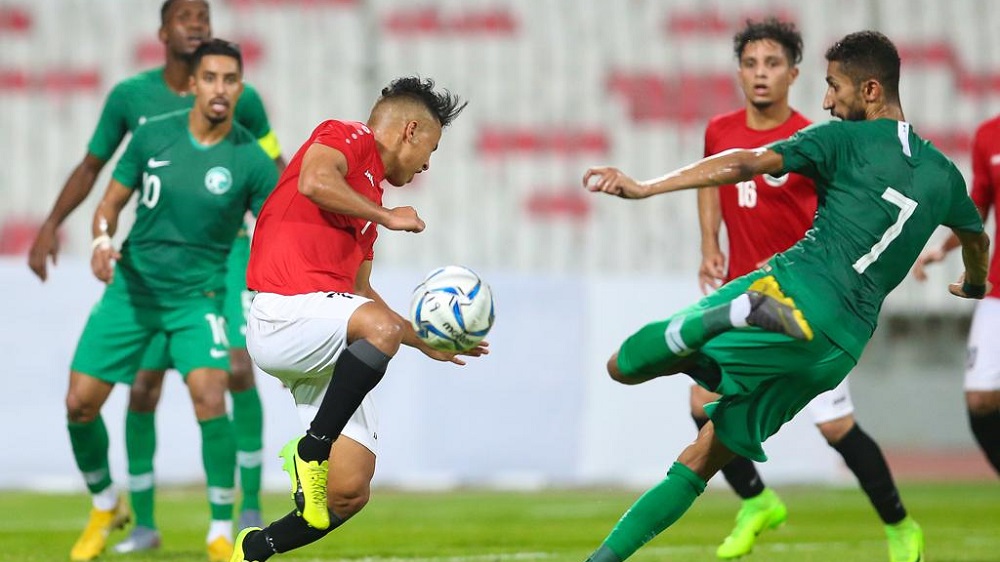 ملحمة كروية ومواجهة نارية للمنتخب اليمني مع صاحب الأرض.. تعرف على التشكيل والموعد والقنوات الناقلة لمباراة اليمن والسعودية في تصفيات كأس العالم 2022 .. ورابط البث المباشر للمباراة