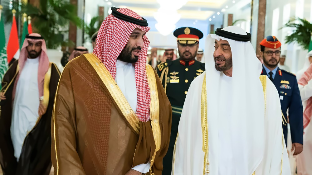 السعودية تعلن الحرب على الإمارات وتمنع دخول البضائع الإماراتية إلى أراضيها