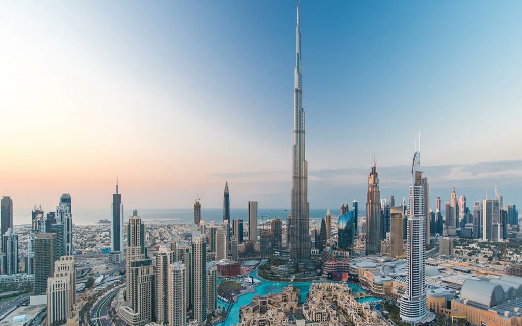 عاجل استهداف برج خليفه في دبي يشعل الانترنت