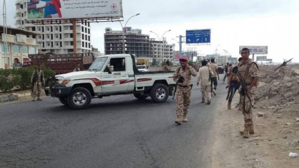 الرياض تكلف هذه القوات بتأمين عدن و”الانتقالي” يتمسك بقواته وطارق يتجاوز الجميع بهذه الخطوة