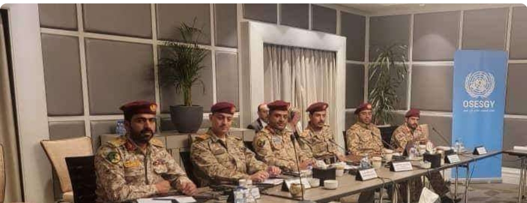 فريق الحوثيين بعمان يحرجون فريق المجلس الرئاسي بهذا الظهور