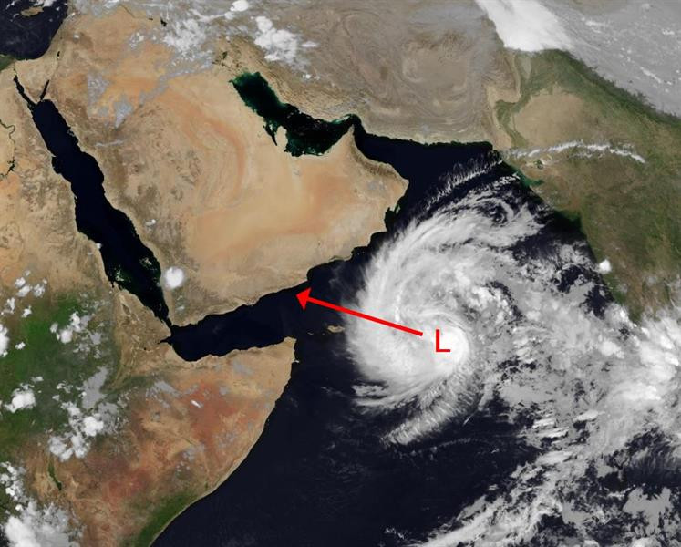 عاجل: المنخفض الجوي يقترب وتوجيهات عاجلة برفع الجاهزية استعدادا لتقلبات الطقس خلال الساعات القادمة في اليمن