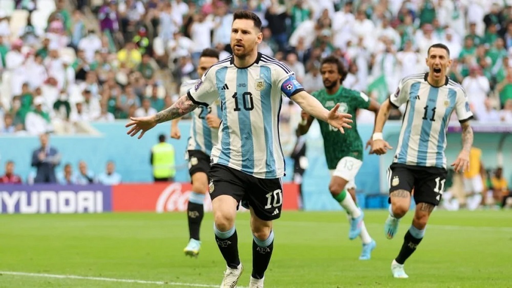 الارجنتين يسقط أمام السعودية بانتصار تاريخي في كأس العالم.. شاهد أهداف المباراة