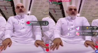 شاهد.. شخص يوثق “بث مباشر” على “التيك توك” وهو يصلي في المسجد وعينه على التكبيس!