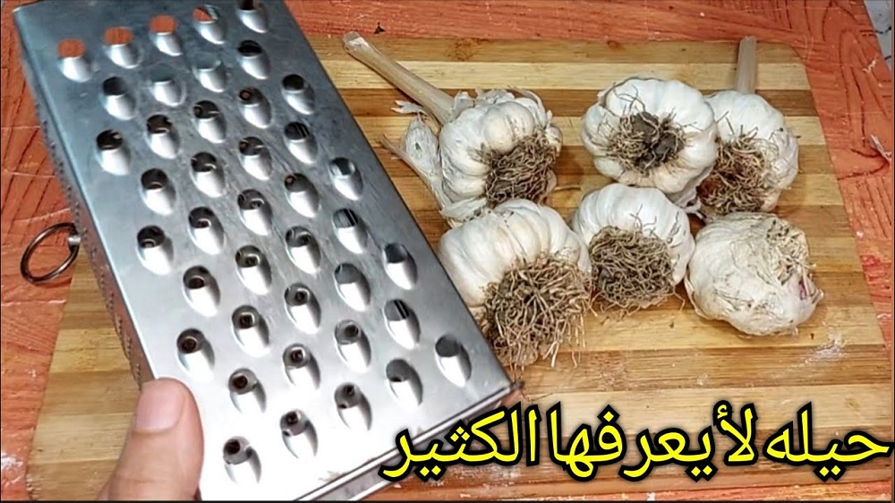بسرعة الصاروخ.. طريقة تقشير الثوم بفكرة عبقرية أكتر من 10 كيلو في دقائق معدودة وبدون تعب ولا مجهود