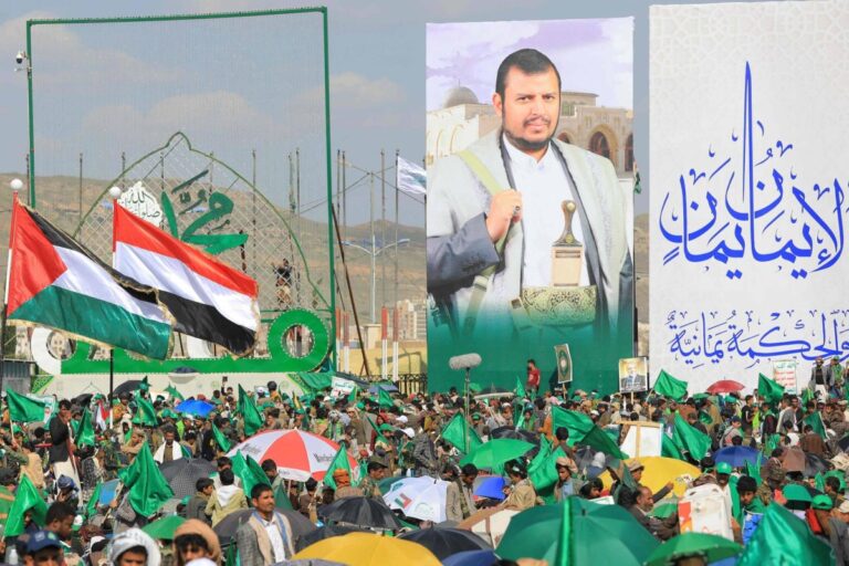 الحوثي يتخلّى عن خطبته الأسبوعية لصالح كلمة نصر الله