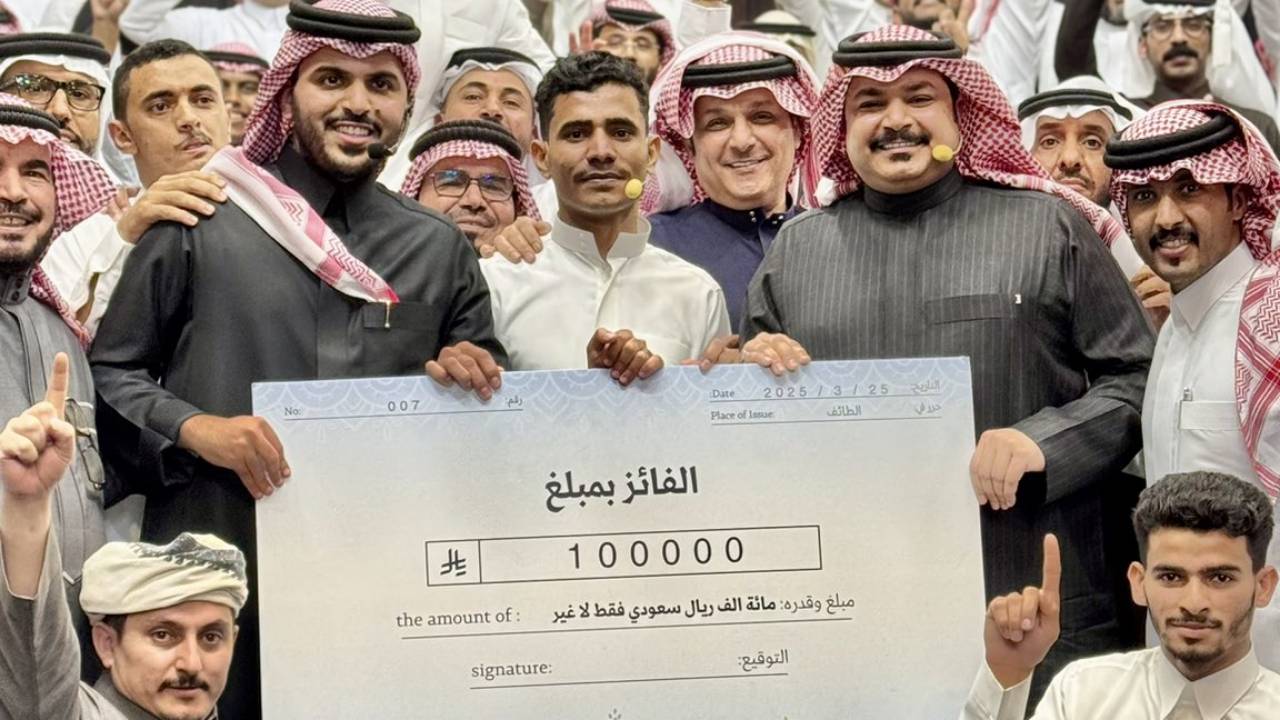 من حلم إلى حقيقة.. مقيم يمني يفوز بـ100 ألف ريال سعودي في لحظة غير متوقعة!